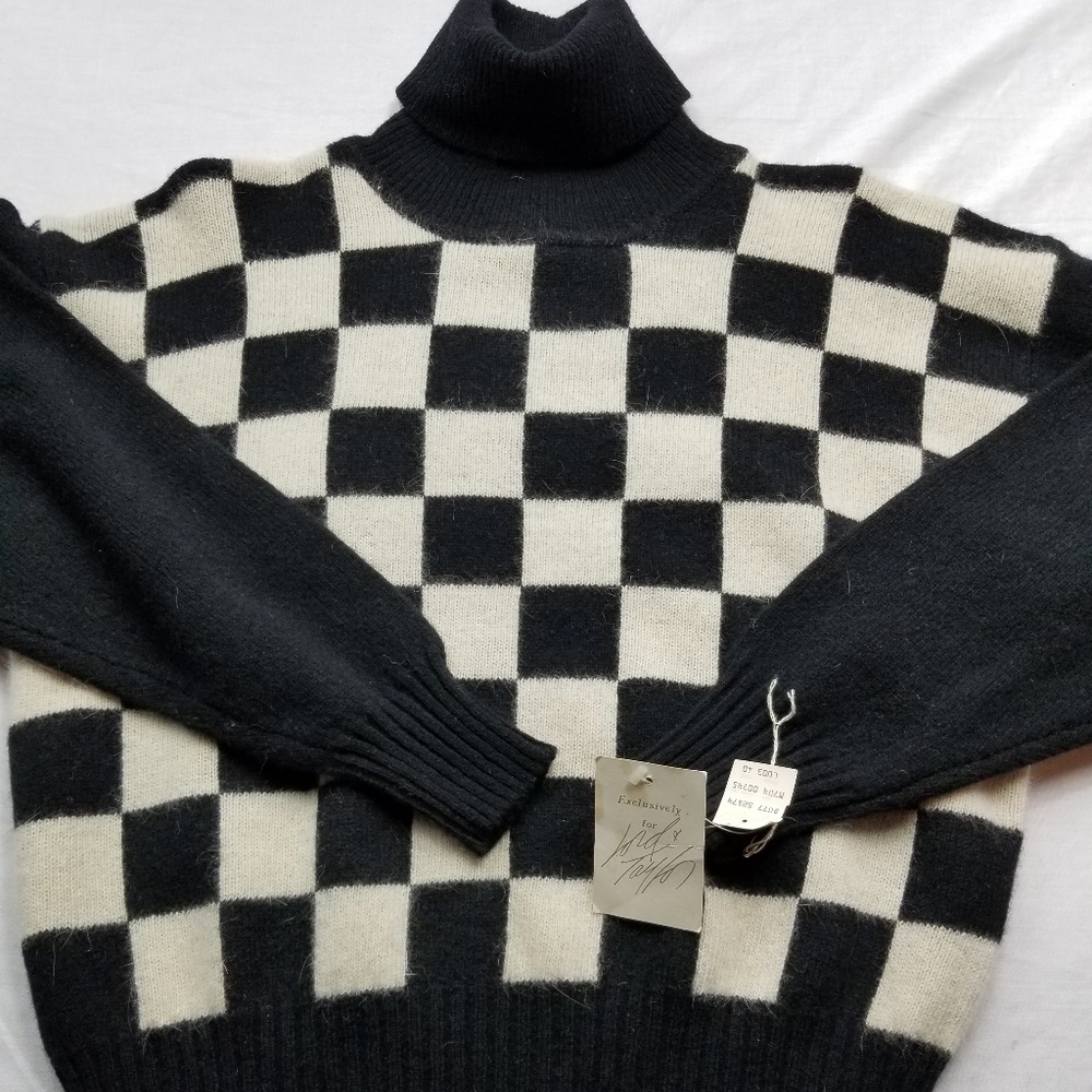 Lord & Taylor Turtleneck Sweater Womens Large NWT